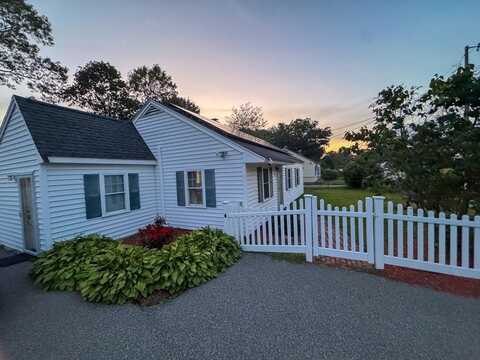 24 Amherst Rd, Stoughton, MA 02072