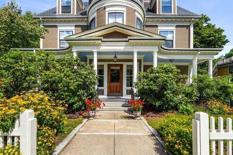 11 Revere St, Boston, MA 02130