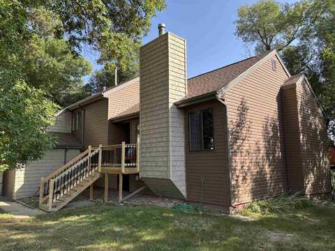 1509 3rd Ave, Minot, ND 58701