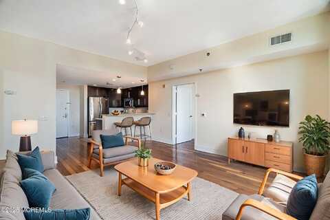 800 Jackson Street, Hoboken, NJ 07030