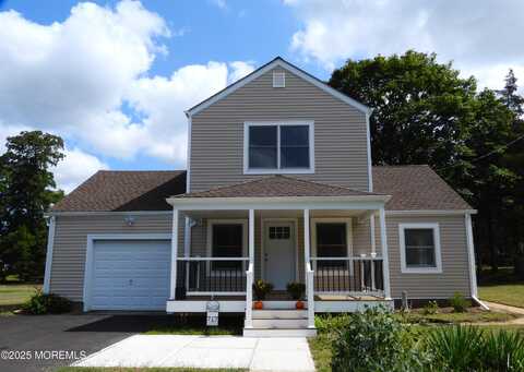 717 Holmdel Road, Holmdel, NJ 07733