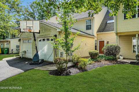 636 Patriots Way, Lakewood, NJ 08701