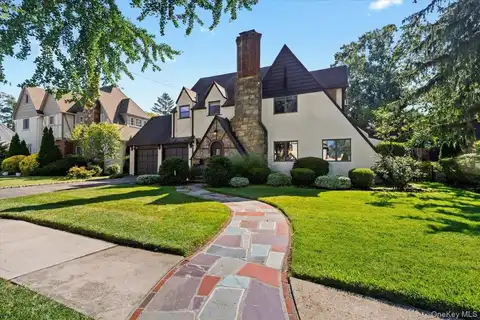 247 Hollywood Avenue, Tuckahoe, NY 10707