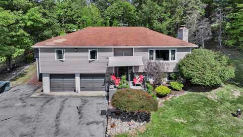 213 Orrs Mills Road, Salisbury Mills, NY 12577