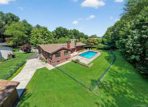 10 Wesley Court, Congers, NY 10920