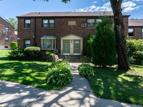 244-16 57 Drive, Douglaston, NY 11362