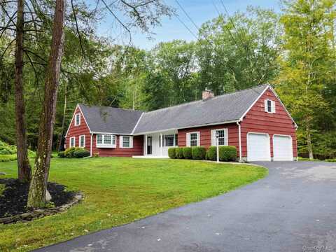 10 Niles Drive, Woodstock, NY 12498