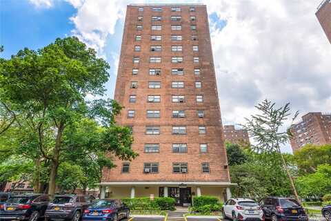 33-34 Crescent Street, Astoria, NY 11106