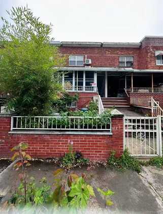15308 58th Road, Flushing, NY 11355