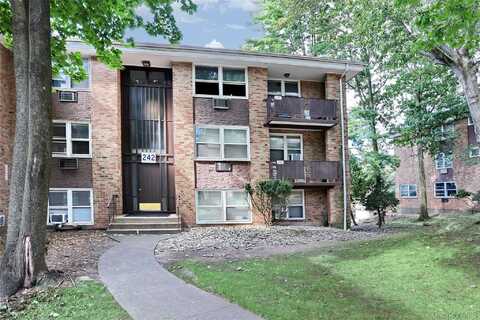 242 Kearsing Parkway, Monsey, NY 10952