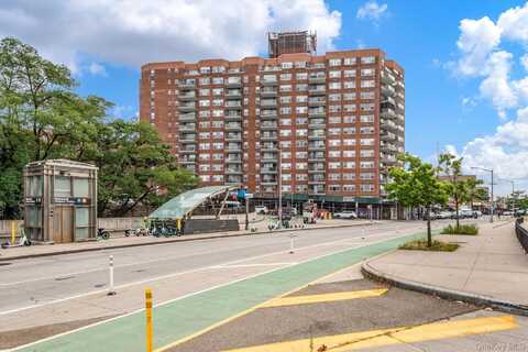85-15 Main Street, Briarwood, NY 11435