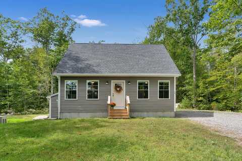 95 Rolling Brook Road, Raymond, ME 04071