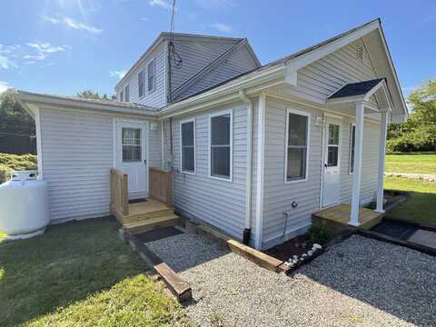 4 Upper Sylvan Street, Stockton Springs, ME 04981