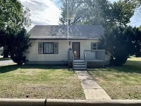 1001 W 8th Street, Sterling, IL 61081
