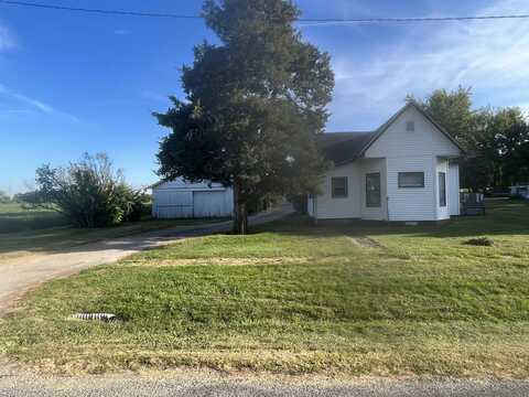 409 Illinois Street, Kansas, IL 61933