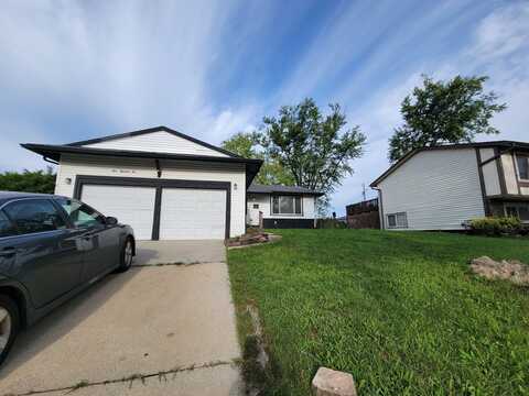 906 Blackhawk Drive, University Park, IL 60484