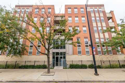 3550 W MONTROSE Avenue, Chicago, IL 60618