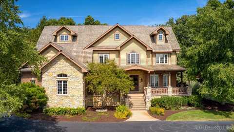 30w260 White Oak Lane, Wayne, IL 60184