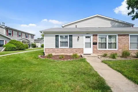 1307 Kingsbury Drive, Hanover Park, IL 60133