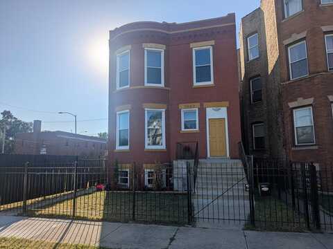 7052 S NORMAL Boulevard, Chicago, IL 60621