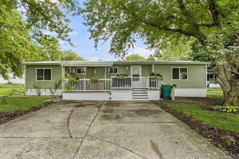 250 Troy Lane, Decatur, IL 62526