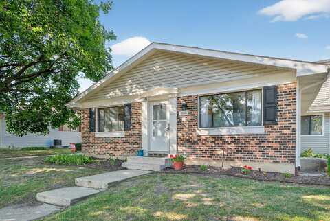 29w574 Winchester Circle, Warrenville, IL 60555