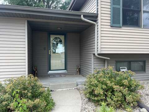 906 Wiker Drive, Rock Falls, IL 61071