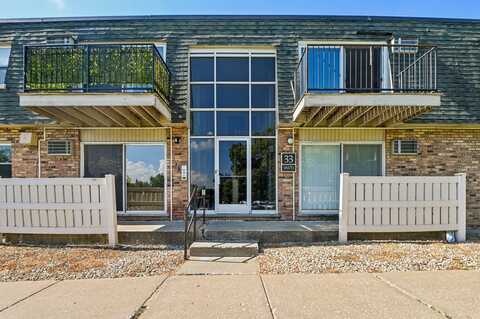 9970 S 84th Terrace, Palos Hills, IL 60465