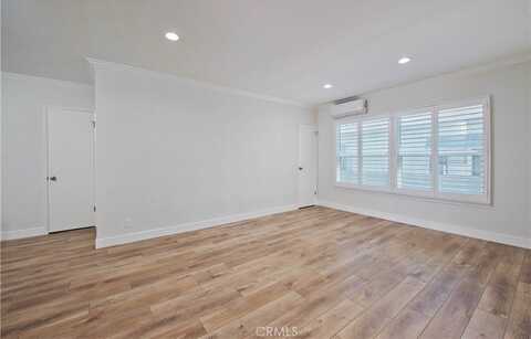 12260 Magnolia Boulevard, Valley Village, CA 91607