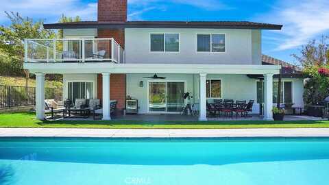 562 S Covered Wagon Trail, Anaheim Hills, CA 92807
