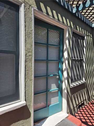 942 E 2nd, Long Beach, CA 90802