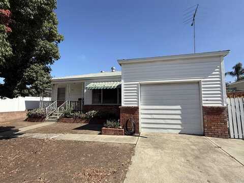 7130 Colony Road, La Mesa, CA 91942