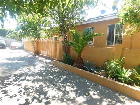 766 E 52nd Street, Los Angeles, CA 90011
