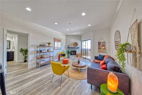 1665 Federal Avenue, Los Angeles, CA 90025