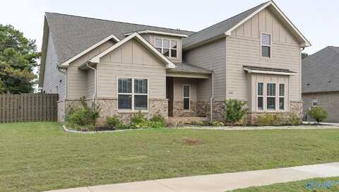 9101 Wagon Pass Way SE, Owens Cross Roads, AL 35763