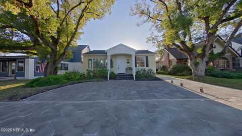 1754 MORO Avenue, Jacksonville, FL 32207