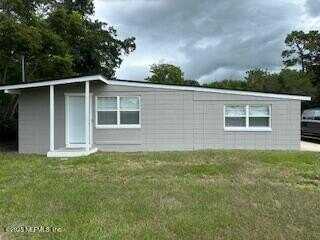 1023 DE PAUL Drive, Jacksonville, FL 32218