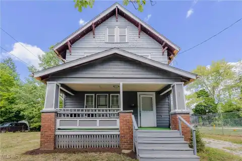 897 Peckham Street, Akron, OH 44320