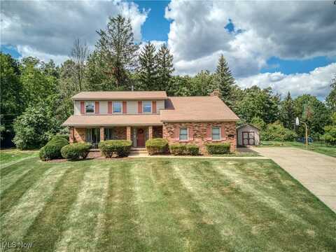9200 Windswept Drive, Brecksville, OH 44141