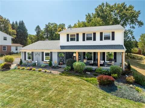 4313 Skycrest Drive NW, Canton, OH 44718