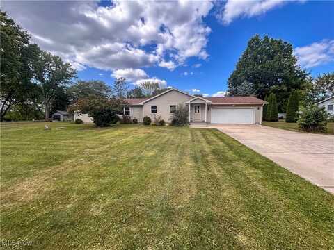 3461 Everett Hull Road, Fowler, OH 44410
