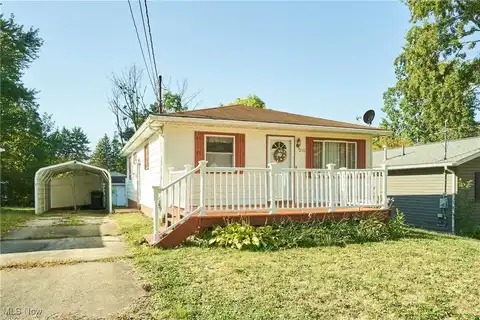 250 Evergreen Street, Barberton, OH 44203