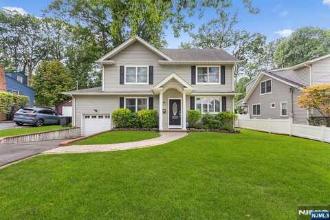 219 Woodland Avenue, River Edge, NJ 07661