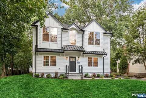 463 Berkshire Road, Ridgewood, NJ 07450