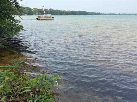 14832 Williams, Elk Rapids, MI 49629