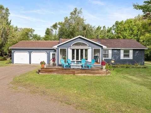 8597 Pickerel Lake, Petoskey, MI 49770