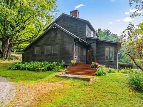 82 White Lane, Monkton, VT 05443