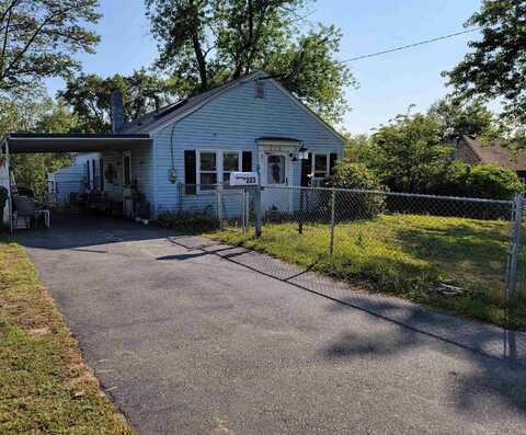 223 Melrose Street, Manchester, NH 03109
