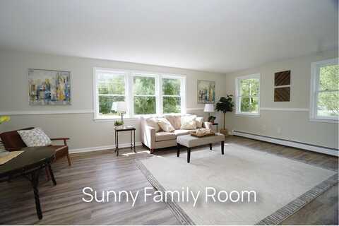 4 Chase Road, Sandown, NH 03873