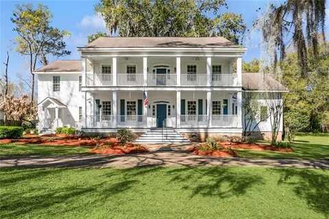 304 SCOTCHPINE Drive, Mandeville, LA 70471